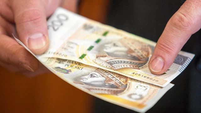 Ile wynosi emerytura po 5 latach pracy? Zaskakujące kwoty i warunki