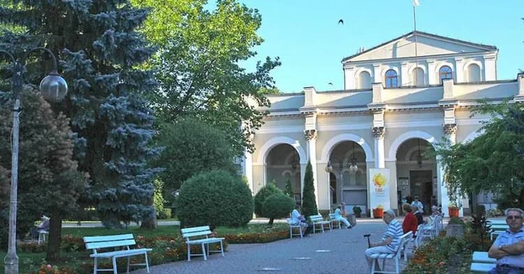 Sanatorium Marconi w Busku-Zdroju - historia, zabiegi i ceny pobytu