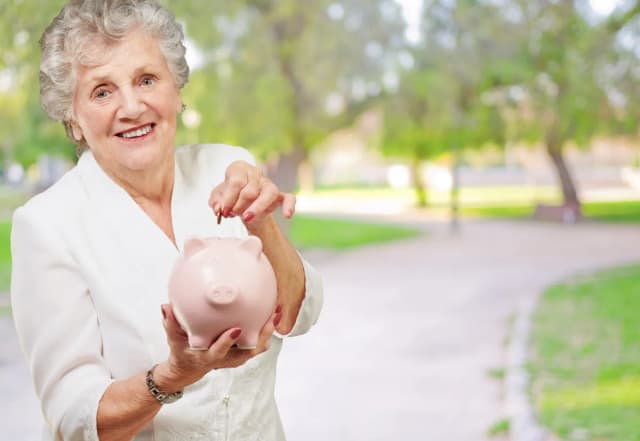 Emerytura matczyna dla kogo? Sprawdź, czy spełniasz warunki