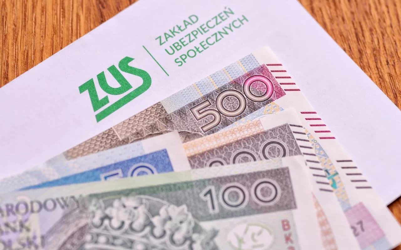 Kiedy wypłacane są emerytury? Poznaj terminy i uniknij opóźnień