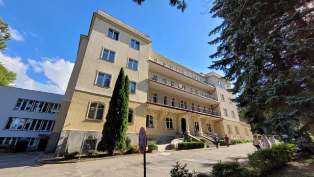 Sanatorium Kudowa Zdrój NFZ - najlepsze opcje rehabilitacji i leczenia